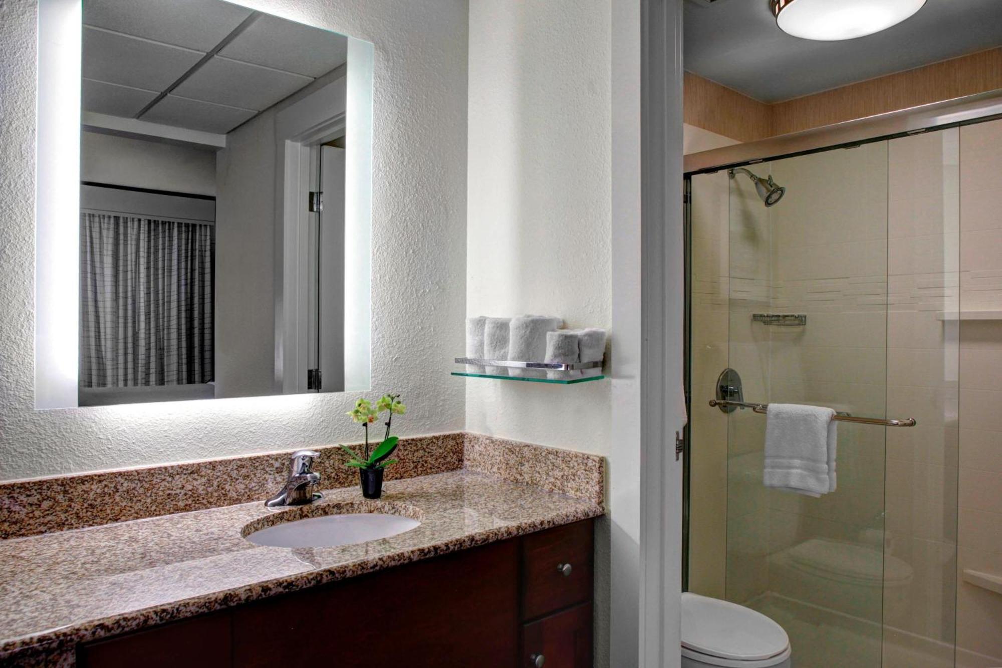 Residence Inn By Marriott Cleveland Downtown מראה חיצוני תמונה