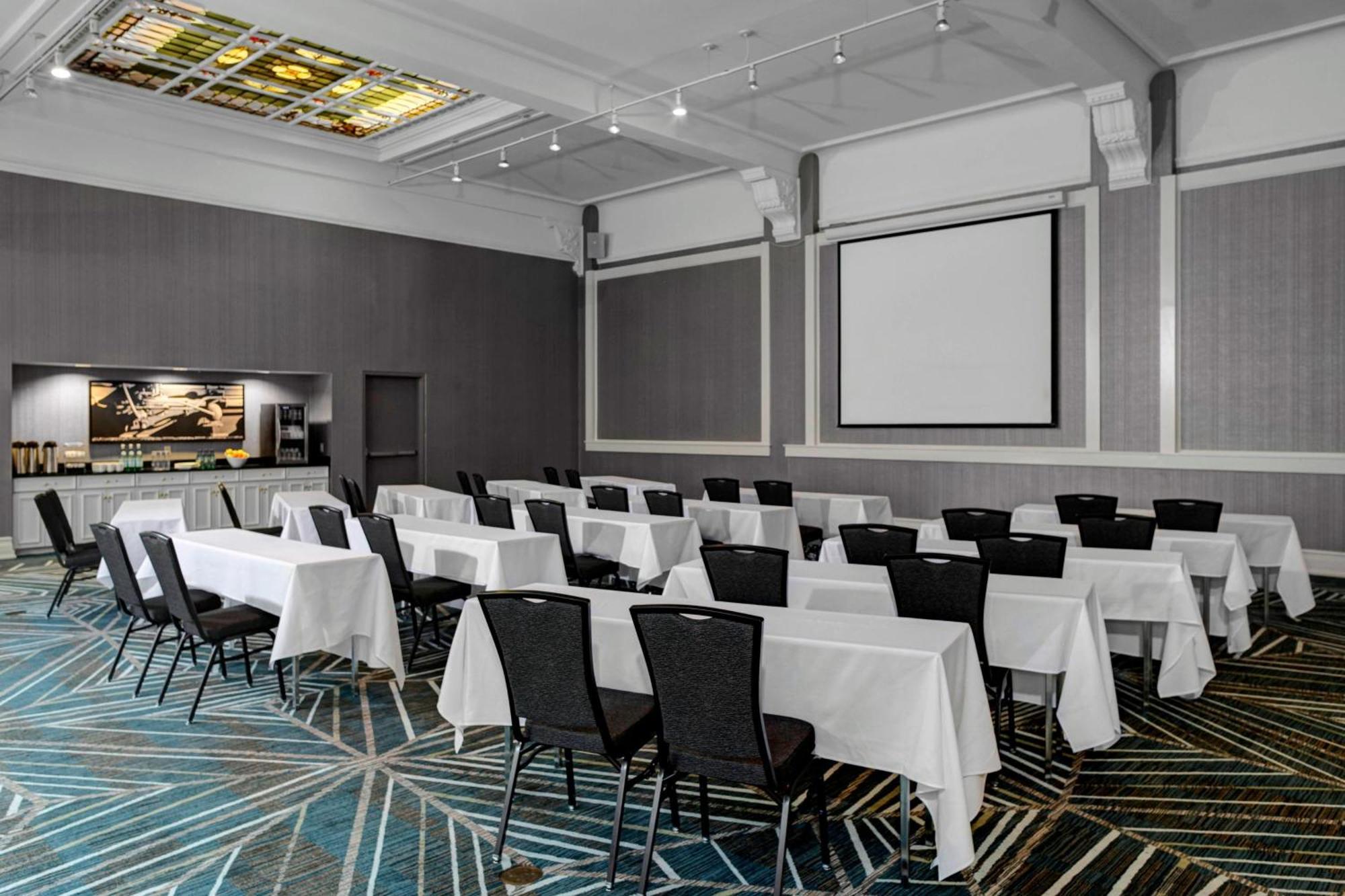 Residence Inn By Marriott Cleveland Downtown מראה חיצוני תמונה